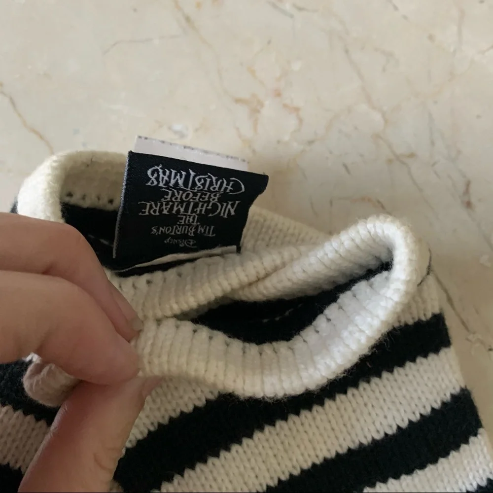 Nightmare Before Christmas Jack Skellington Stripe Gloves Pin Lot Disney